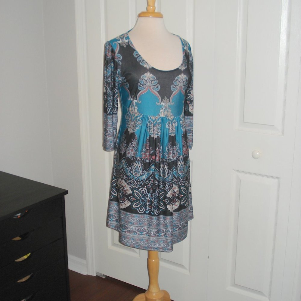 3/4 Sleeve Black and Teal Dress with Empire Waist Size Large